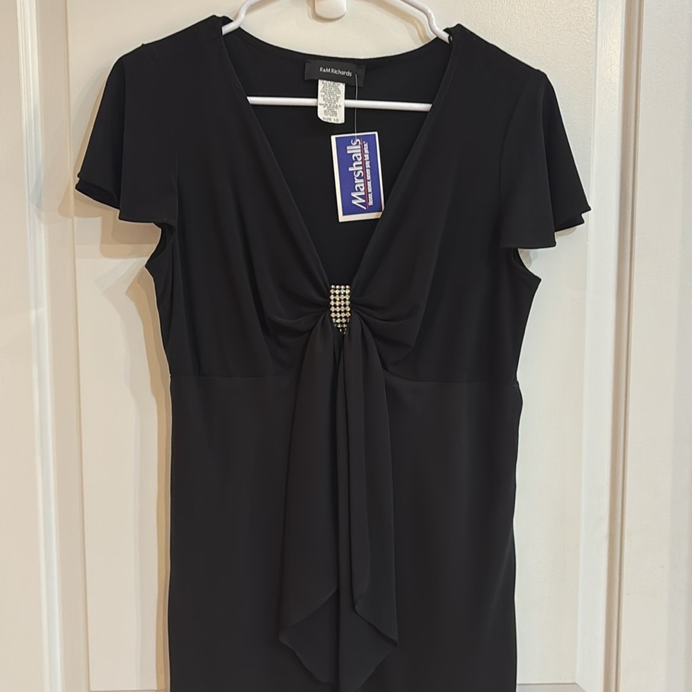 R & M Richard’s Evening Black Midi Dress with Embellishment. New w tags sz 10